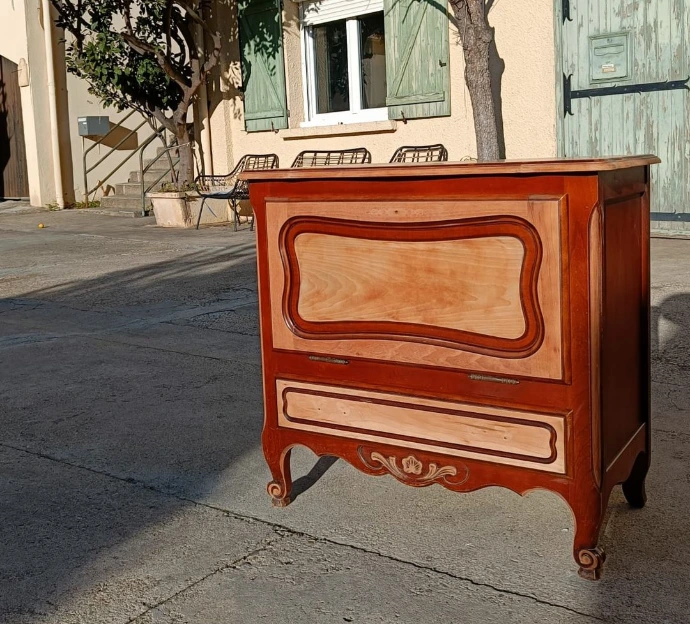 Rénovation d'un meuble ancien